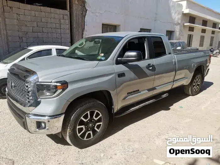 Toyota Tundra 2020 photo 2