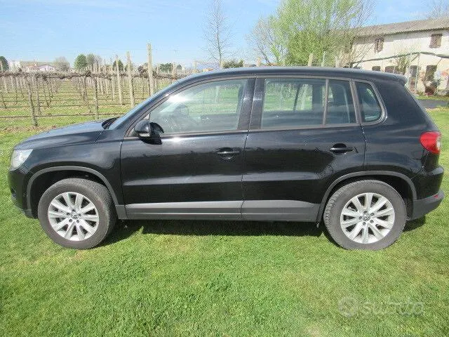 Volkswagen Tiguan 2011 photo 5