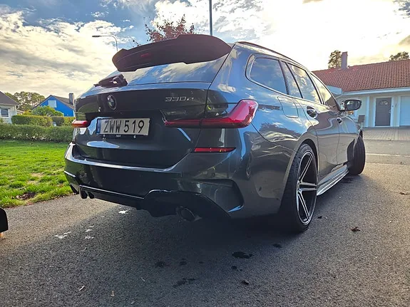 BMW 330E 2021 photo 2