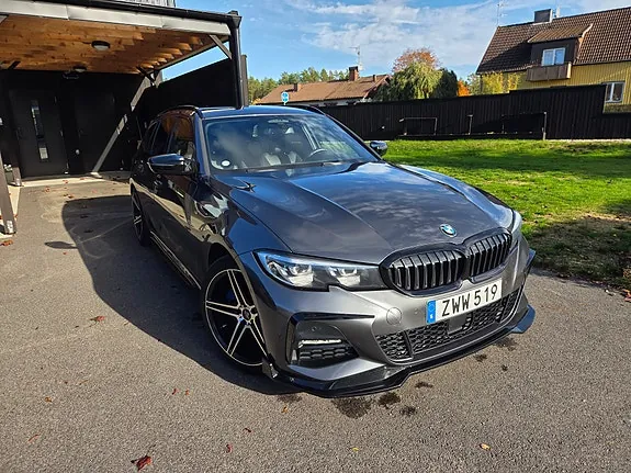 BMW 330E