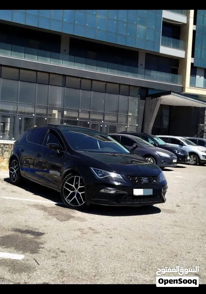 Seat Leon 2019 photo 2