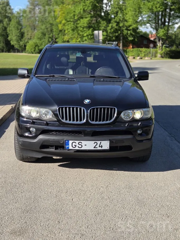 BMW X5 2004 photo 2