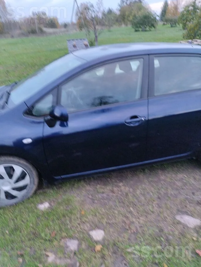 Toyota Auris 2007 photo 3