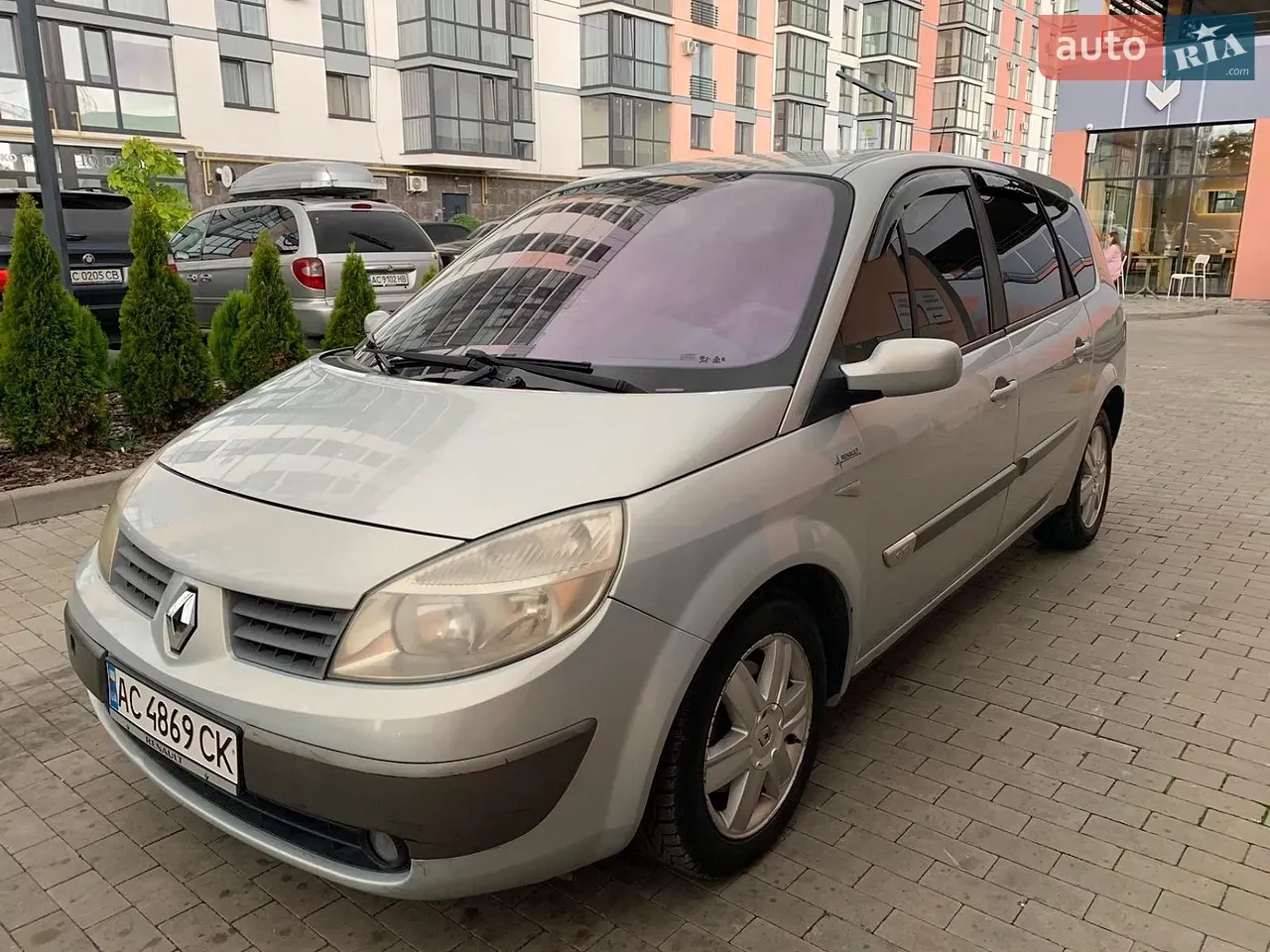 Renault Scenic 2004 photo 2