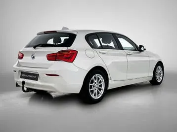 BMW 118Ia 2019 photo 2