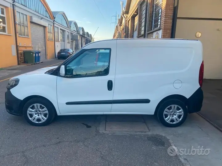 Fiat Doblò 2018 photo 2