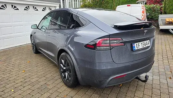 Tesla Model X 2023 photo 2