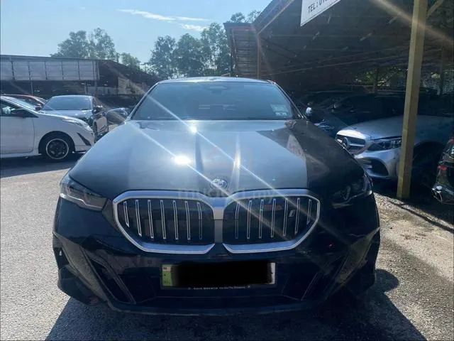 BMW I5