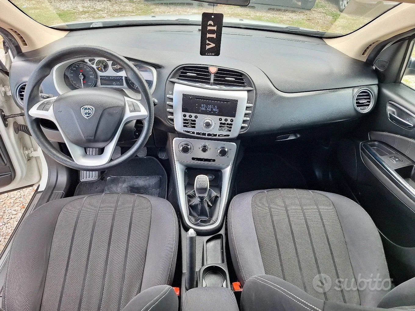 Lancia Delta 2010 photo 5