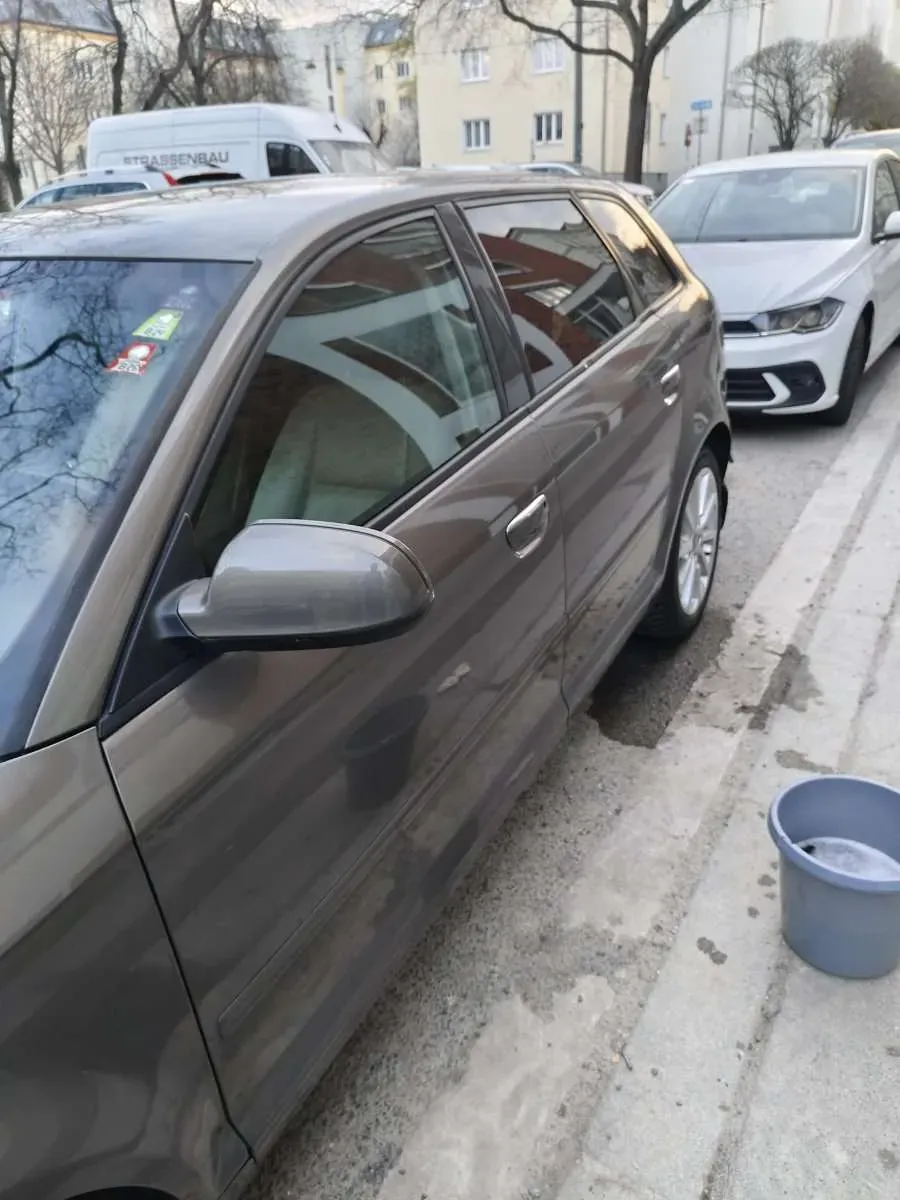 Audi A3 2011 photo 2