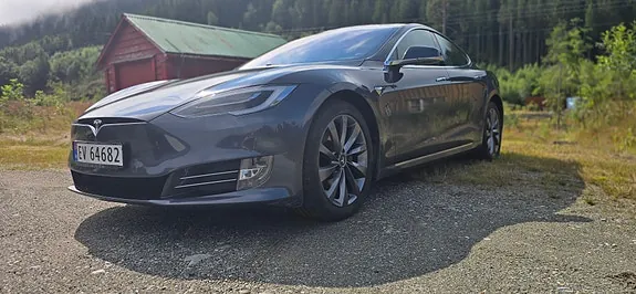 Tesla Model S 2019 photo 4