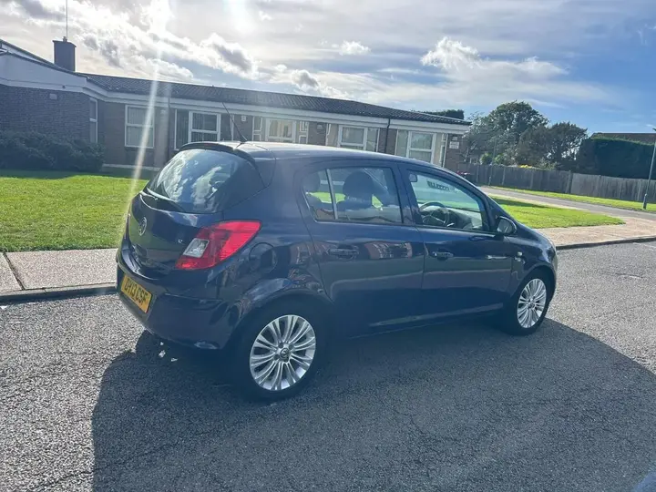 Vauxhall Corsa 2013 photo 4