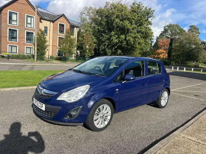 Vauxhall Corsa 2013 photo 2