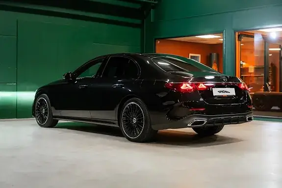 Mercedes-Benz E 300 De 2026 photo 3