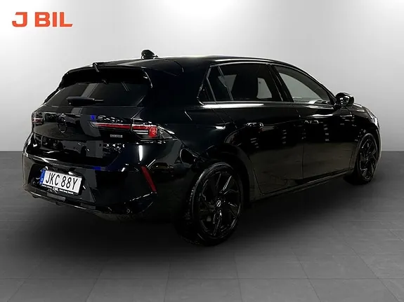 Opel Astra 2022 photo 3