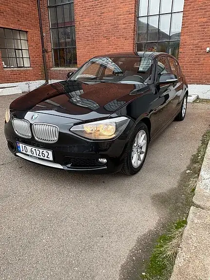 BMW 116D 2011 photo 3