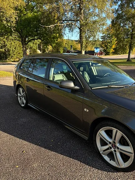 Saab 9-3 2009 photo 2