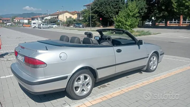 Saab 9-3 2003 photo 2