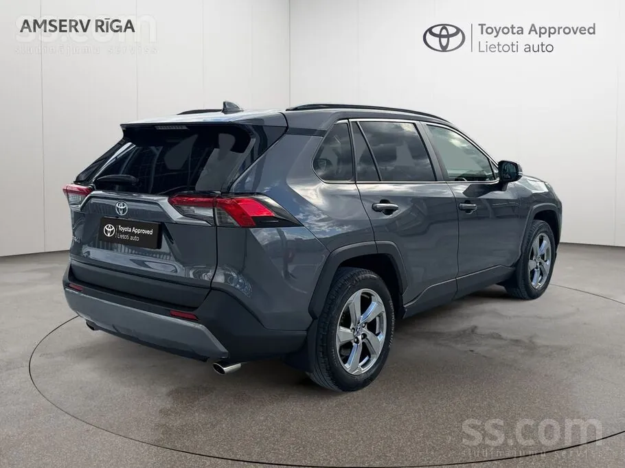 Toyota Rav4 2019 photo 2