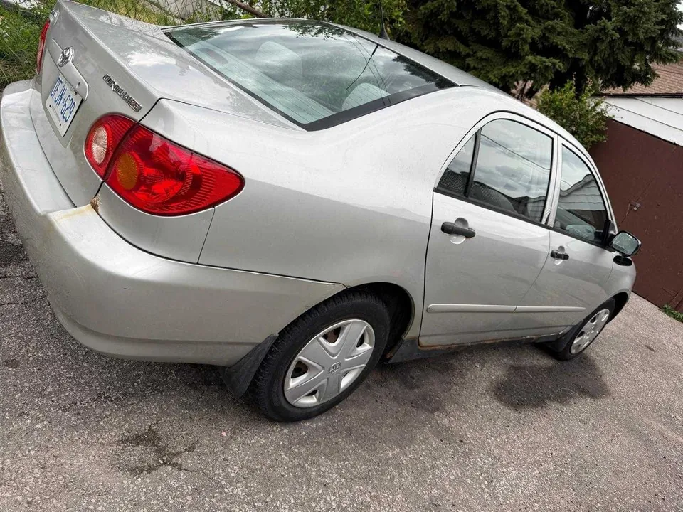 Toyota Corolla 2004 photo 3