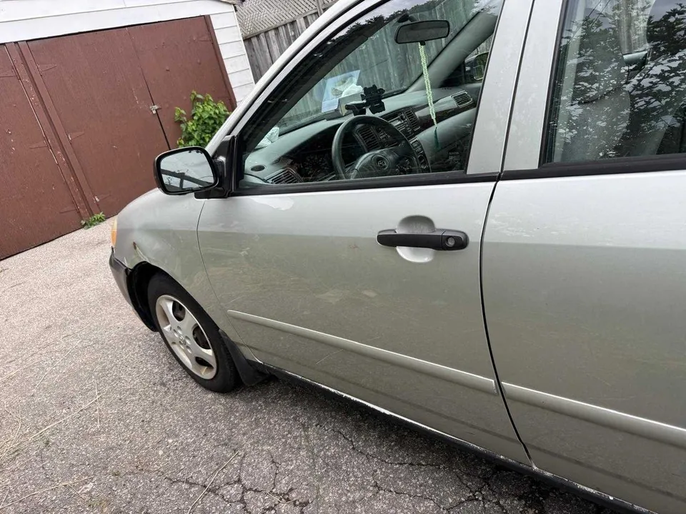 Toyota Corolla 2004 photo 2