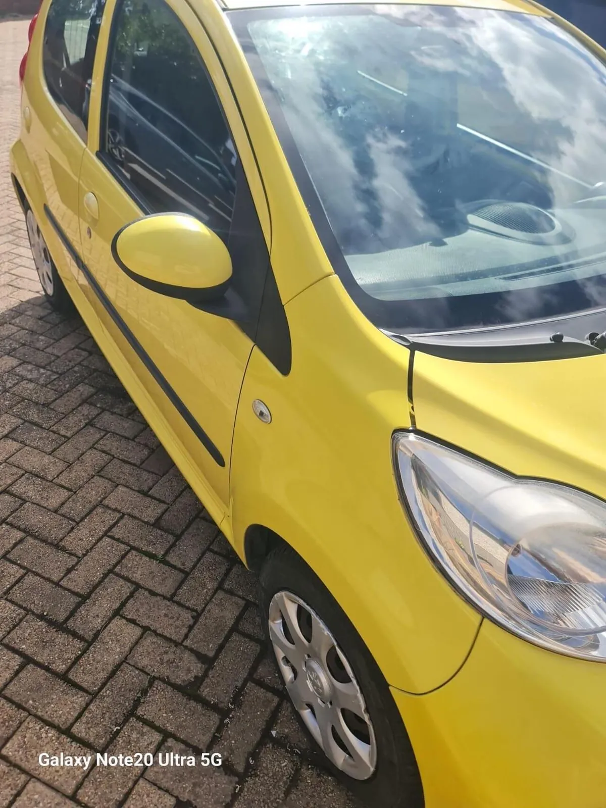 Peugeot 107 2010 photo 2