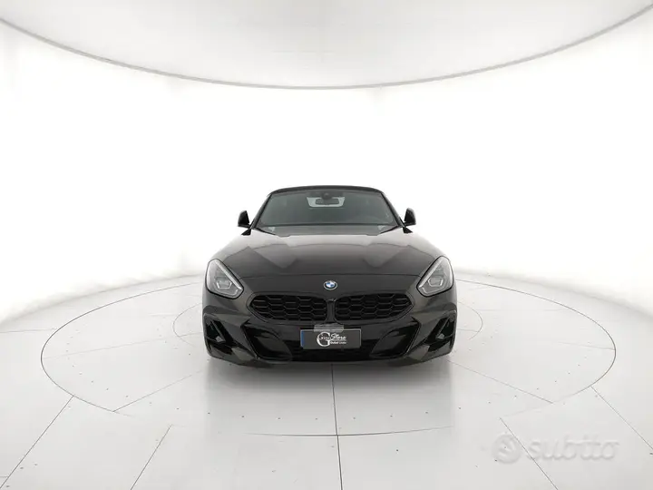 BMW Z4 2023 photo 2