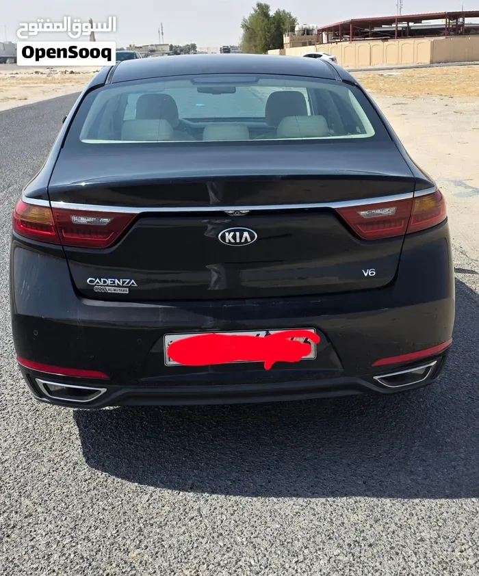 Kia Cadenza 2018 photo 3