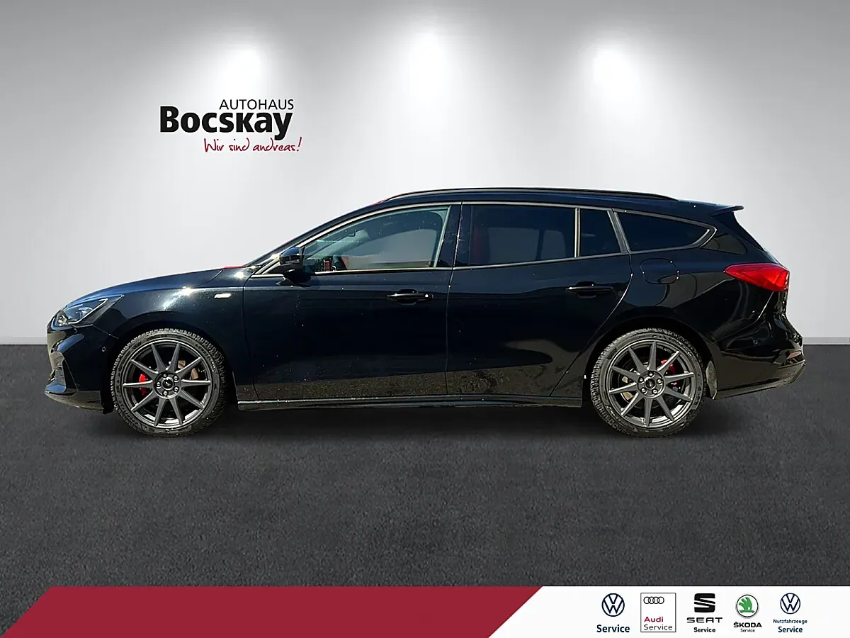 Ford Focus 2020 photo 2