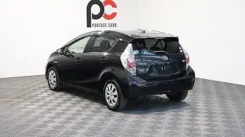 Toyota Aqua 2012 photo 5