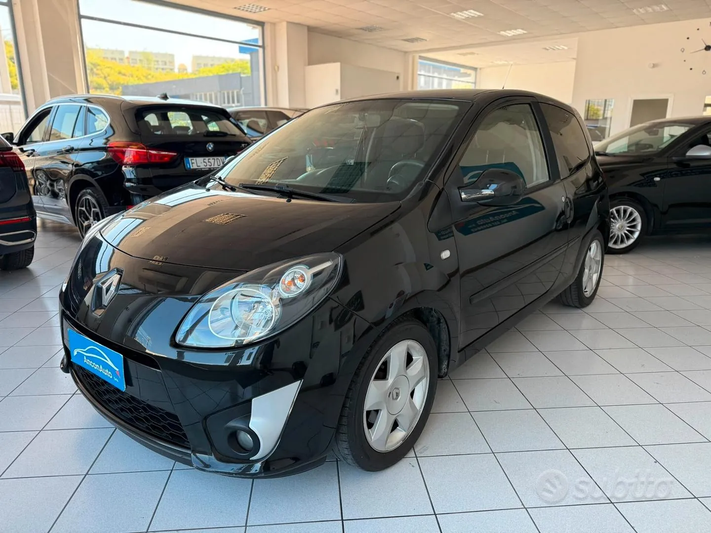 Renault Twingo 2008 photo 2