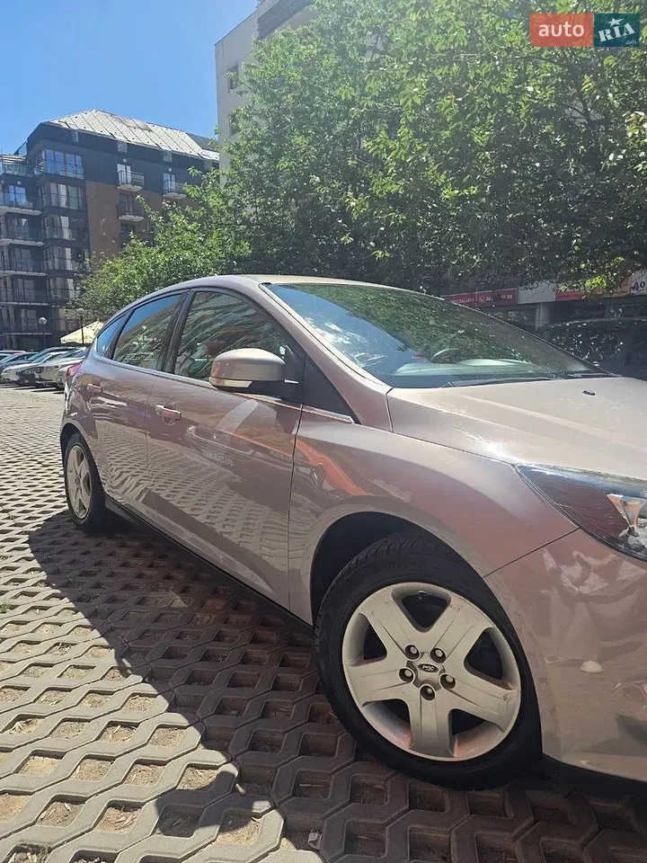 Ford Focus 2013 photo 4