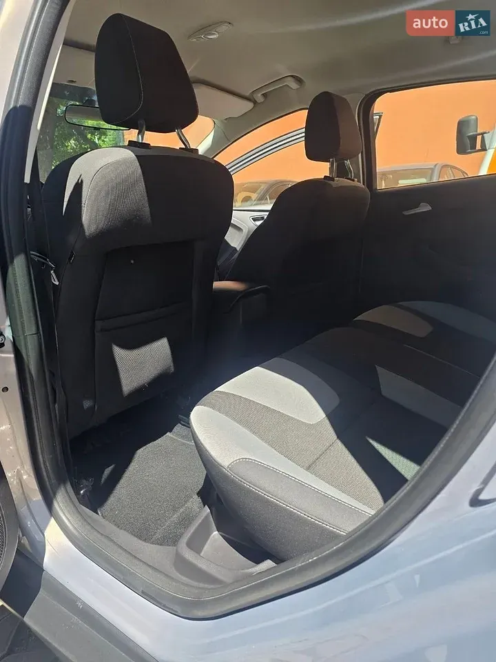 Ford Focus 2013 photo 5