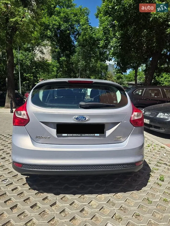Ford Focus 2013 photo 3
