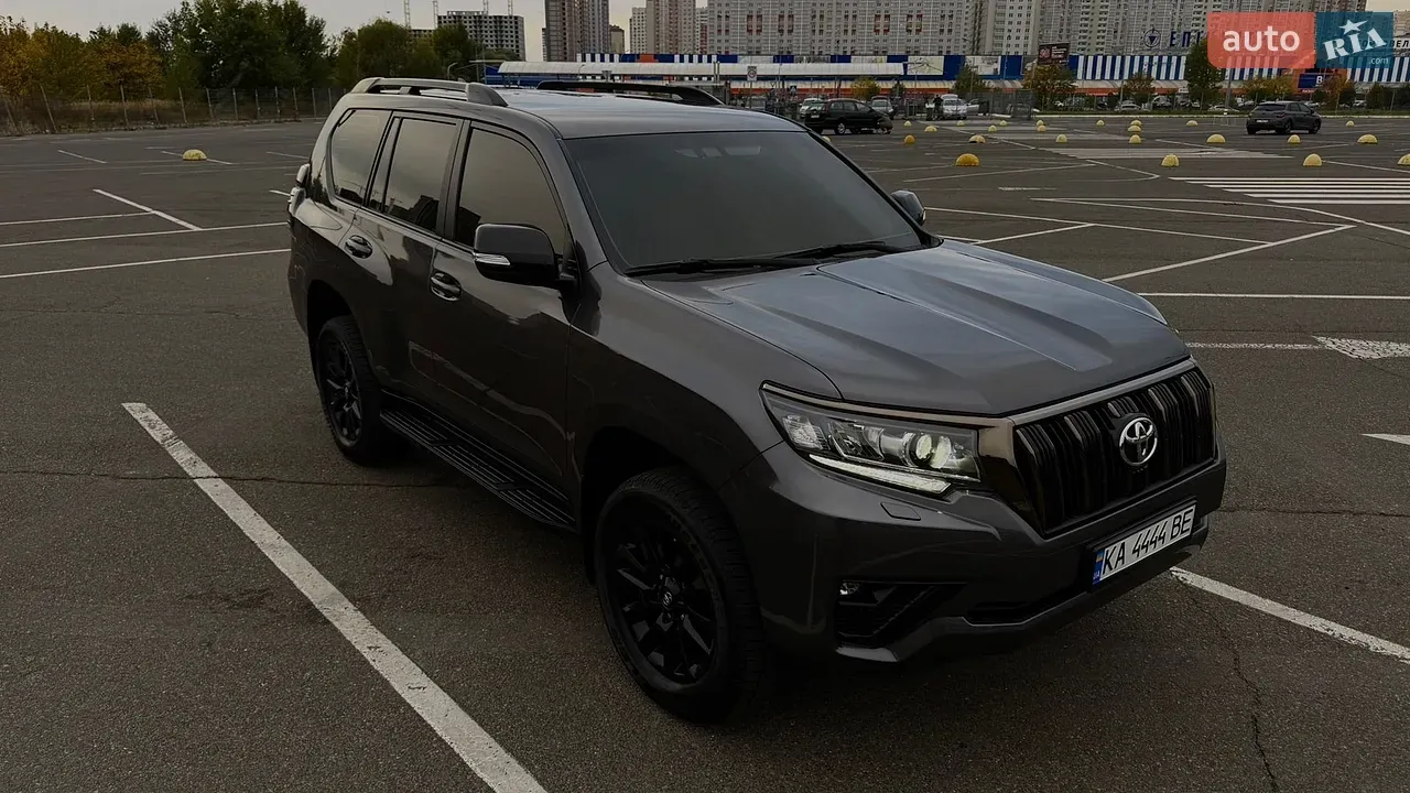 Toyota Land Cruiser Prado 2022 photo 2