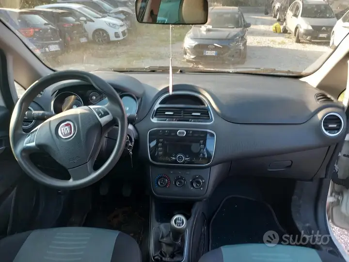 Fiat Punto Evo 2012 photo 5