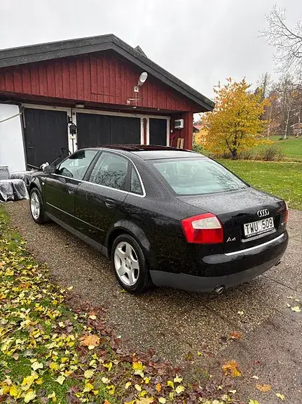 Audi A4 2003 photo 5