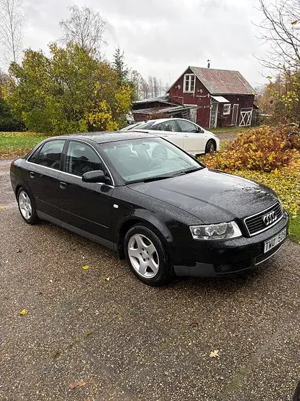 Audi A4 2003 photo 4