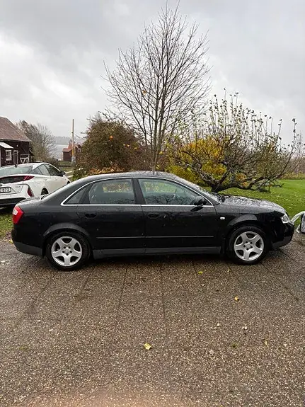 Audi A4 2003 photo 3