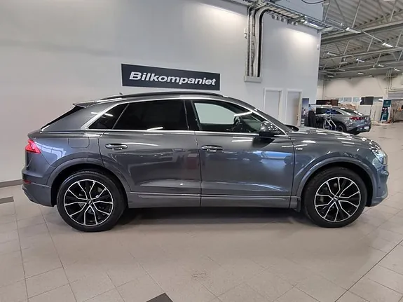 Audi Q8 2019 photo 3