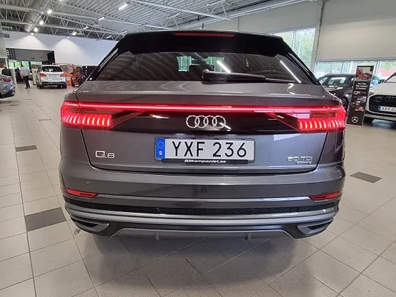 Audi Q8 2019 photo 5