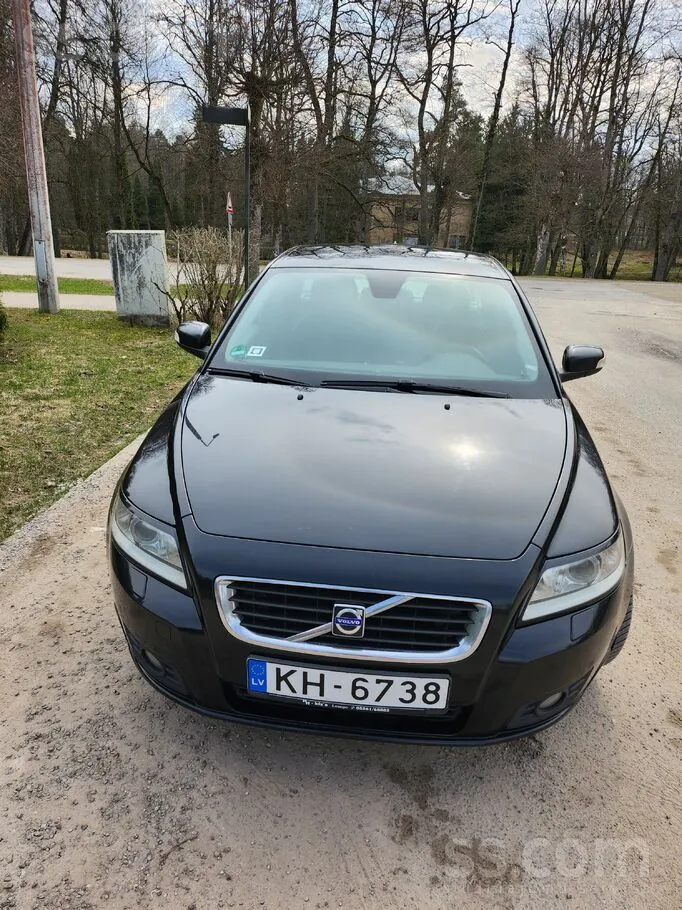 Volvo V50 2008 photo 2