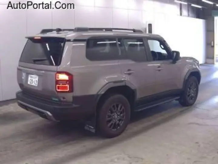 Toyota Land Cruiser 2025 photo 2