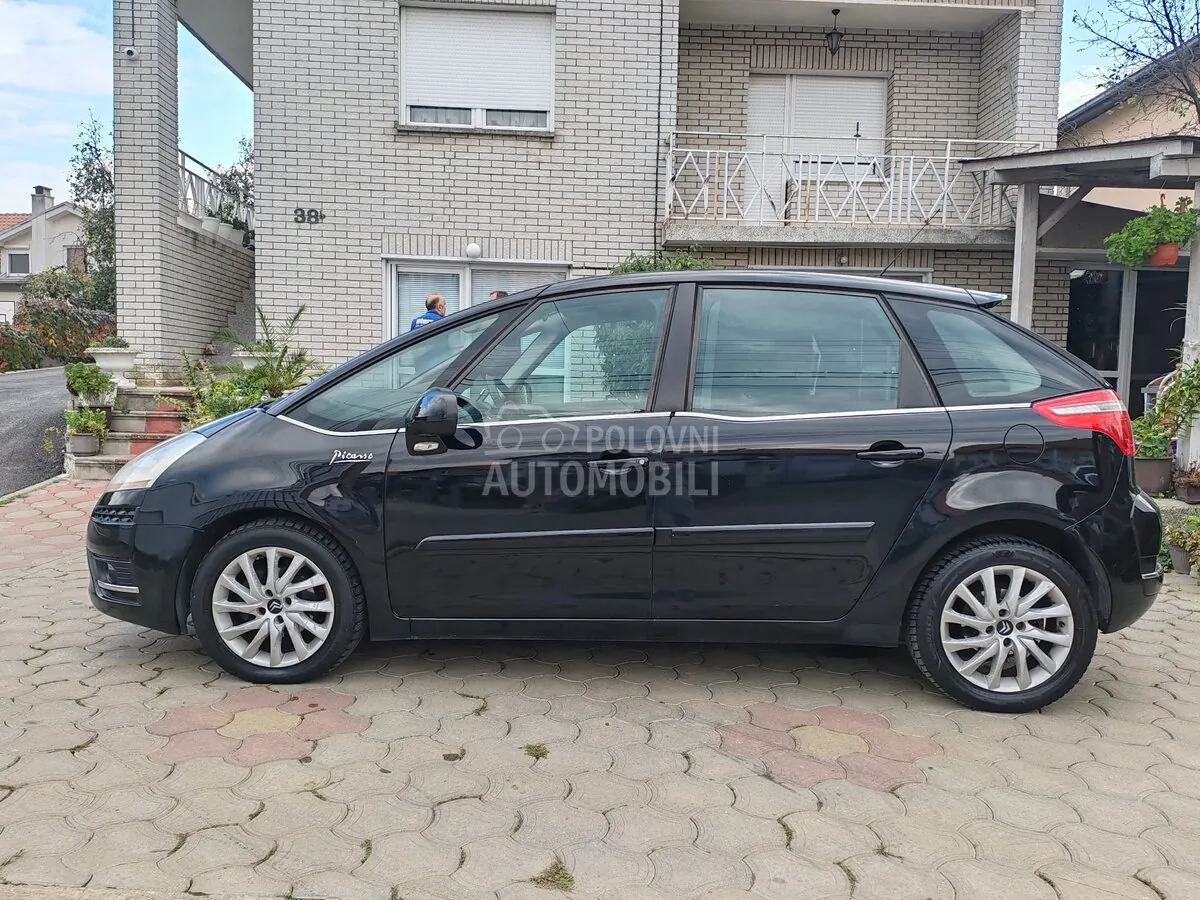 Citroen C4 Picasso 2008 photo 2