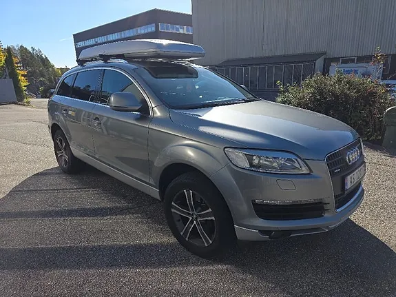 Audi Q7 2007 photo 4