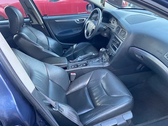 Volvo V70 2004 photo 5