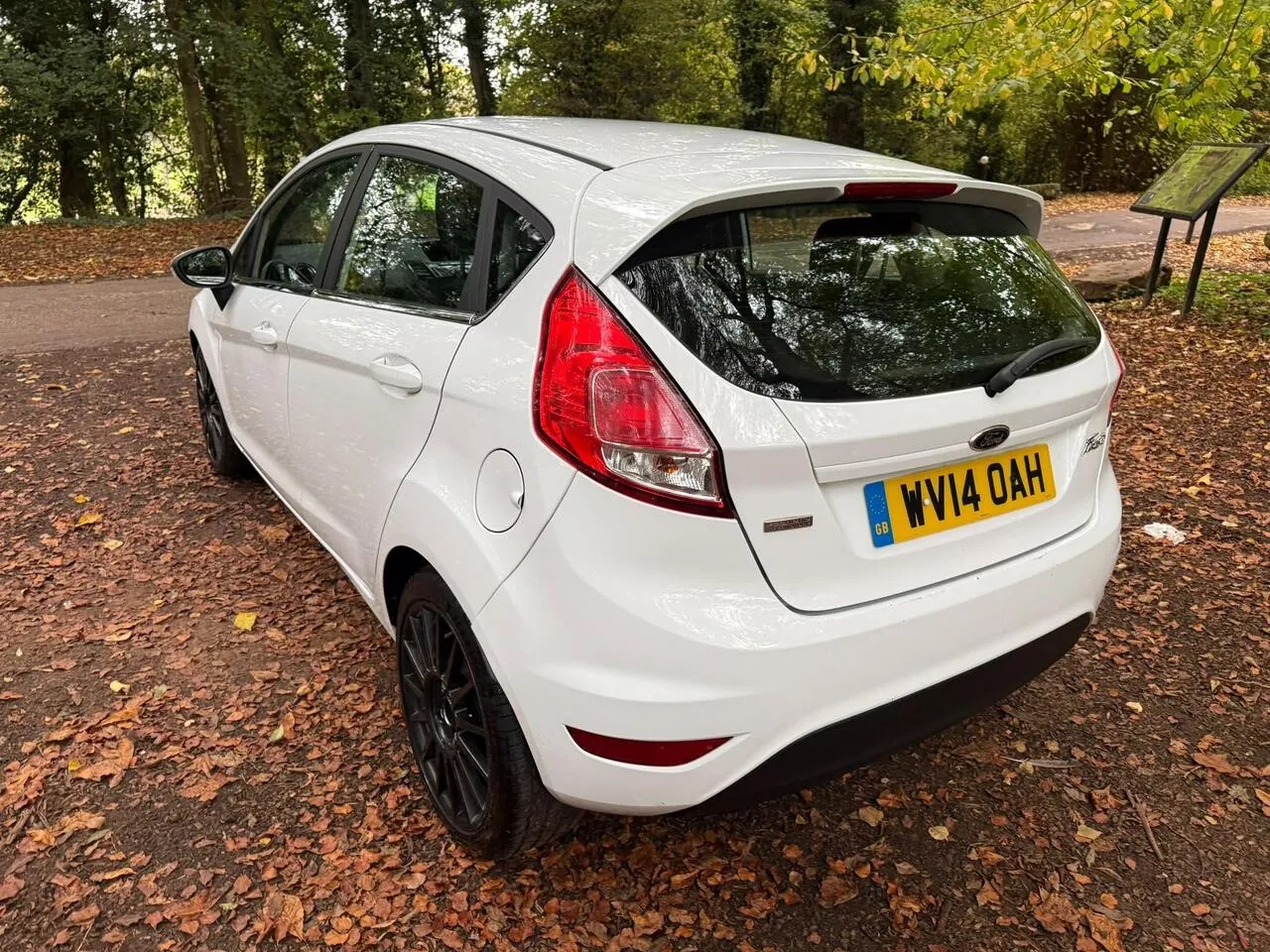 Ford Fiesta 2014 photo 4