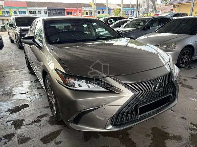 Lexus Es250