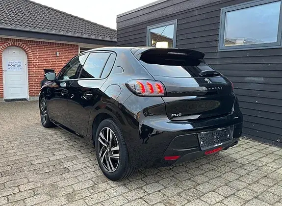 Peugeot 208 2020 photo 3