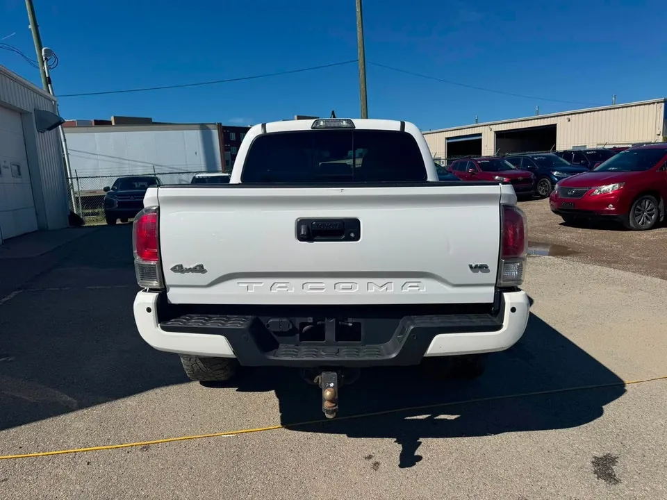 Toyota Tacoma 2018 photo 5